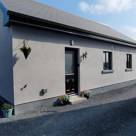 Apartment - Sleeps 4 - Near Aran Islands - Parking