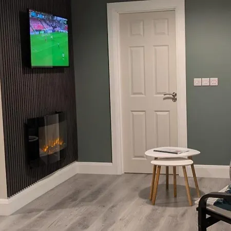 - Sleeps 4 - Near Aran Islands - Parking Apartamento *