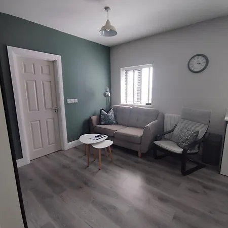 - Sleeps 4 - Near Aran Islands - Parking *