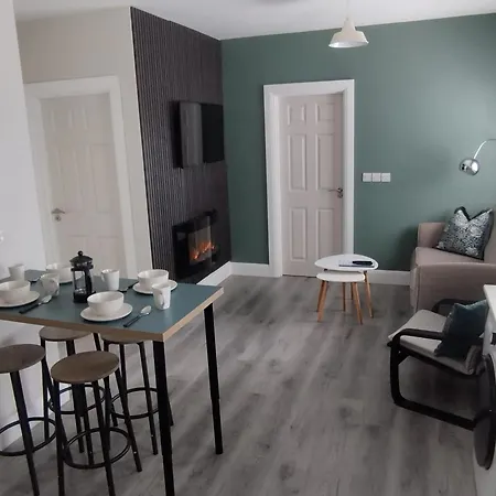 - Sleeps 4 - Near Aran Islands - Parking Galway