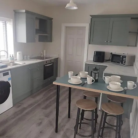 - Sleeps 4 - Near Aran Islands - Parking * Galway