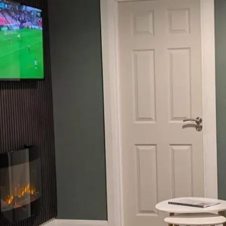 Apartamento - Sleeps 4 - Near Aran Islands - Parking *