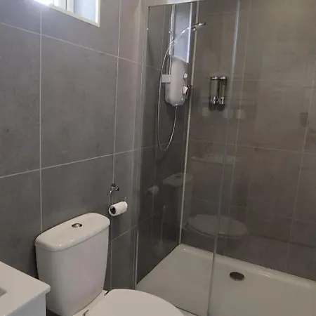 - Sleeps 4 - Near Aran Islands - Parking Appartamento *