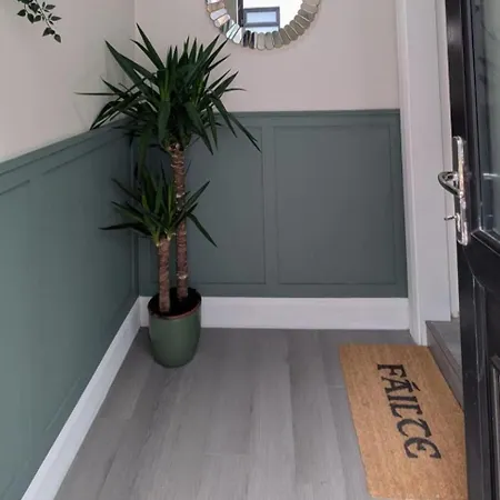 - Sleeps 4 - Near Aran Islands - Parking Apartamento