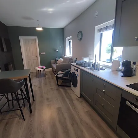 - Sleeps 4 - Near Aran Islands - Parking * Galway